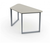 Стол трапеция на квадратном металлокаркасе